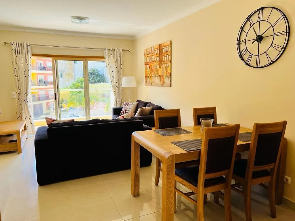 Valente Patio Apartment Lagos