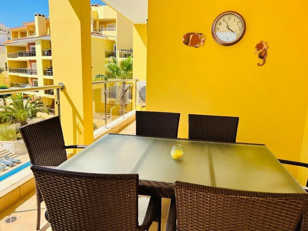 Valente Patio Apartment Lagos